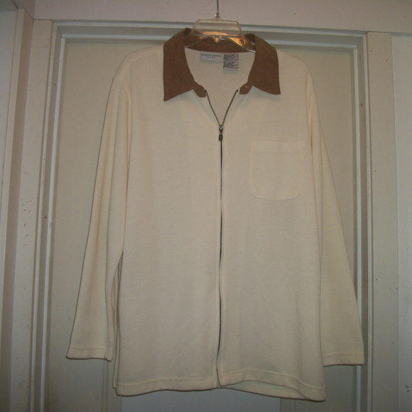JACLYN SMITH SPORT Other - VINTAGE JACLYN SMITH ZIP UP SW W ARM PATCHES X LG